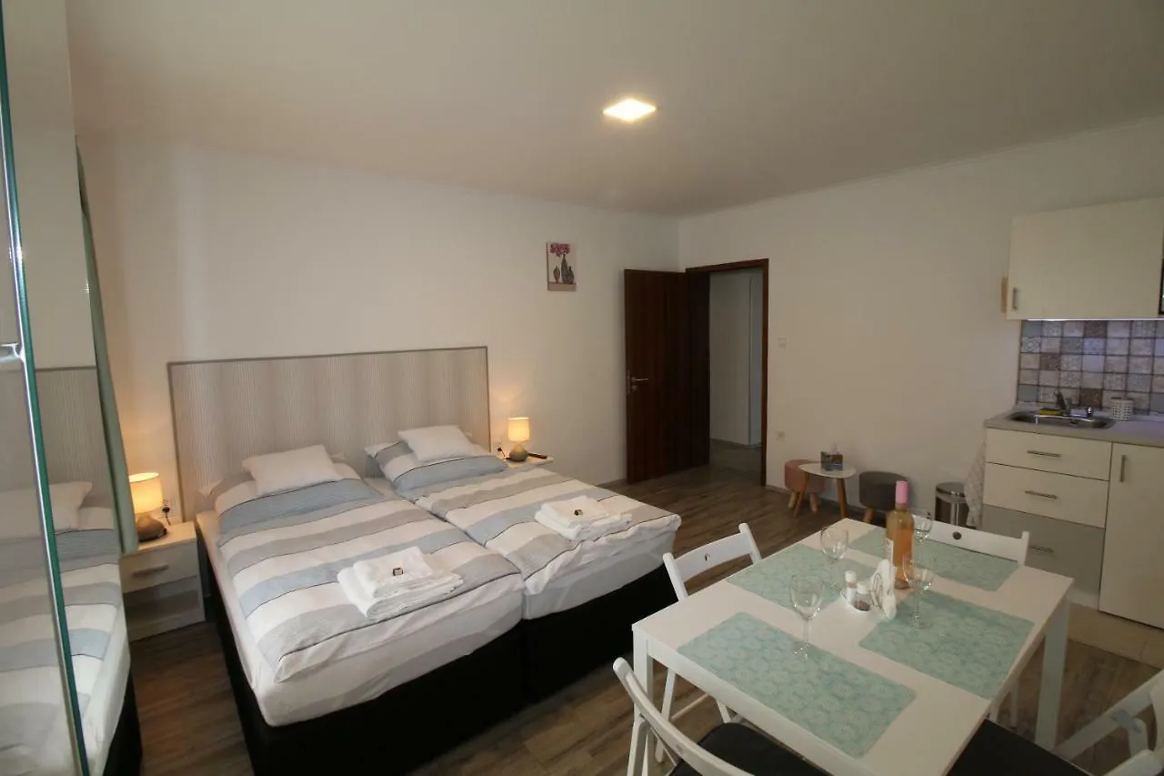 Szent Ivan Apartman Eger 0*,  Węgry